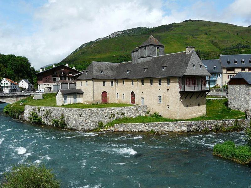 Agreable Maison Au Centre D'Arreau Pour 8 Pers Exterior foto